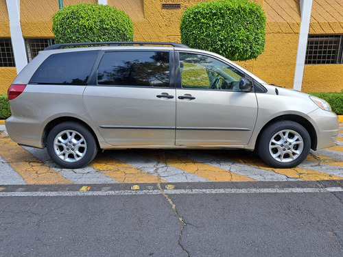 Toyota Sienna Le Aa Ee At