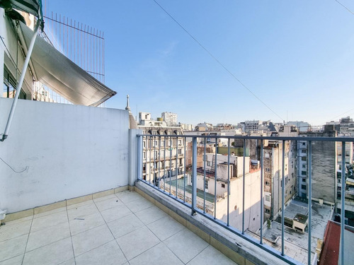 Imagen 2 de 15 de Departamento Monoambiente Piso Alto - Barrio Norte - Balcon Terraza