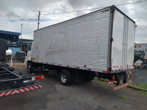 Ford Cargo 815 Baú