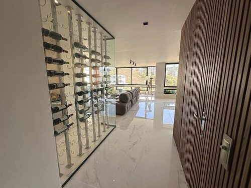 Se Vende Ph En La Urb. Lomas De La Alameda Con Vista Al Ávila Y 2 Terrazas.