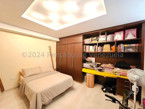 Excelente Apartamento Penthouse En Venta, Urb. San Isidro, Maracay, 25-15410 Mv