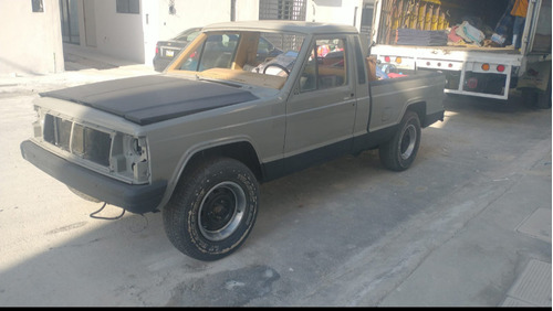 Jeep Comanche 1987