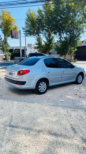 Peugeot 207 1.4 Sedan Xs