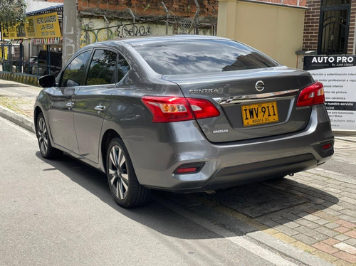 Nissan Sentra Full Exclusive 1.8