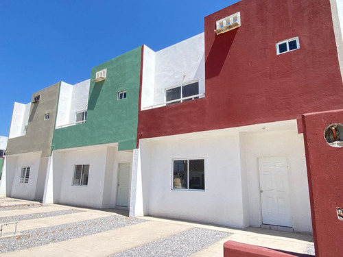 Casa En Venta En Las Torres, Torreón