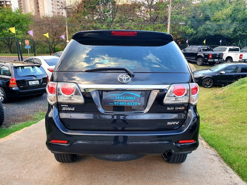 Toyota Sw4 3.0 Srv 7l 4x4 Aut. 2012