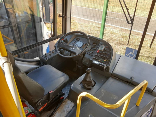 Imagem 10 de 10 de Ônibus Urbano Mercedes Benz Of 1418 - 2009