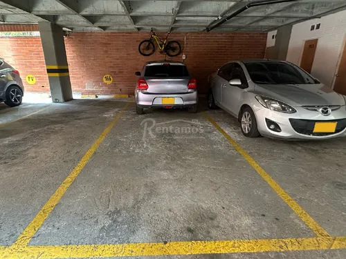 Apartamento En Arriendo En Cumbres. Cod A776084