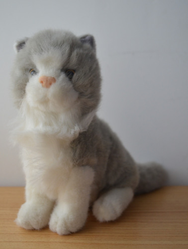 Gato De Peluche 23cm Gris (Usado)