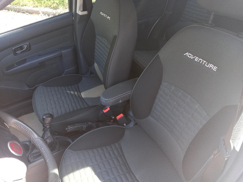 Fiat Palio 1.6 Adventure Locker