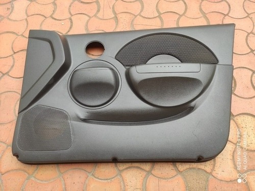 Tapicería Puerta Delantera Derecha Aveo 2005-2012 Sedan (Usado)