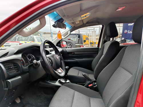 Toyota Hilux 2.4 DX TS DIESEL 4X4 DOB. CAB. EURO6 MT 4P