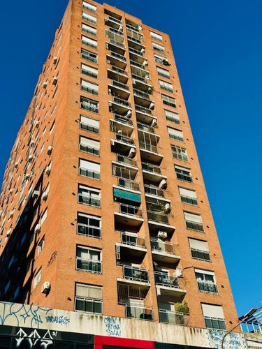 Departamento En Venta Ramos Mejía, 4 Ambientes.