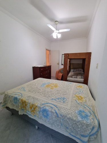 Imagem 13 de 14 de Apartamento 2 Dormitórios Prédio Frente Mar Ocian Ams323