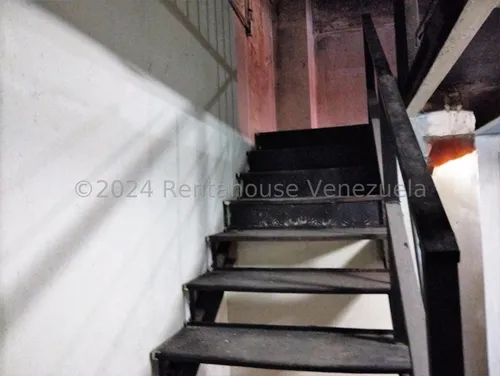 Km Comercial En Venta En Parroquia La Candelaria, Distrito Metropolitano