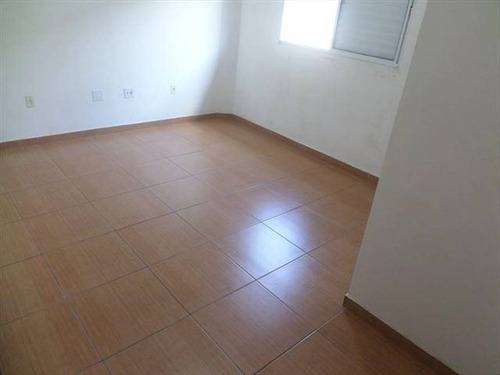 Imagem 9 de 30 de Sobrado Semi Novo Em São Vicente Com 02 Dormitorios E Quintal Em Condominio Bem Localizado - Hm2047