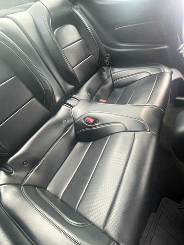 Imagen 10 de 13 de Ford Mustang Gt V8 5.0