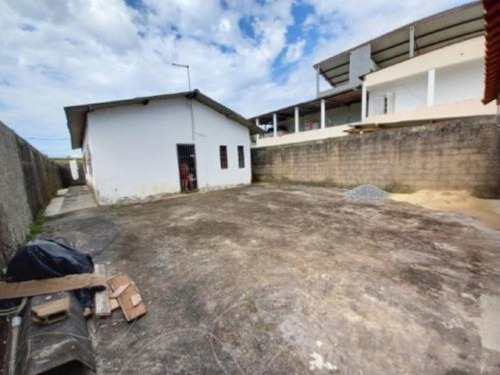 Imagem 11 de 13 de Casa Com 2 Quartos, Espaço Para Piscina Na Praia De Itanhaém/sp! Analisa Ofertas!