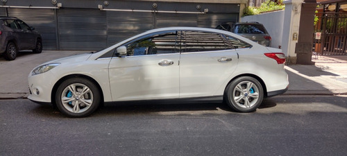 Ford Focus III 2.0 Sedan Se Plus Mt
