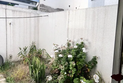 Casa Recien Remodelada, Cuenta Con Todos Los Servicios Basicos Y Cuenta Con Privacidad Al Tener Control De Acceso De Visitantes