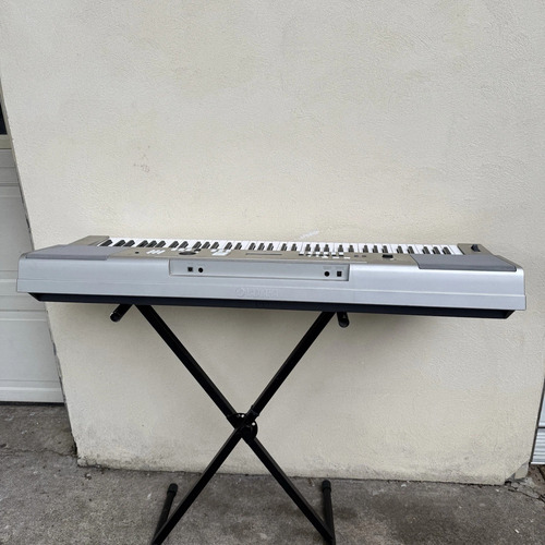 Yamaha Ypg-235 Grand Piano Teclado 76 Key Cord Stand Pedal Gris (Usado)