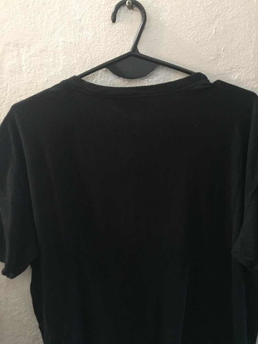 Remera Chomba Henley American EagleNegra Talle L