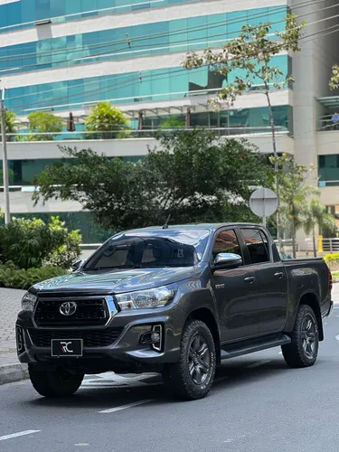 Toyota Hilux 2.4l