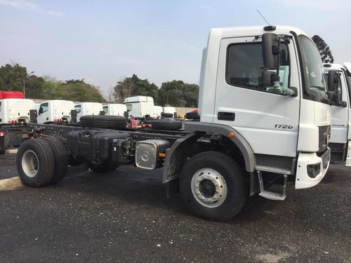 Camion 4x4 Chasis Mercedes Benz Atego 1726/42 Motorhome 4x4