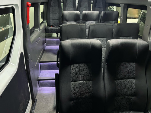 Renault Master 2.3 DCI DIESEL MINIBUS EXECUTIVE 16L L3H2 3P MANUAL