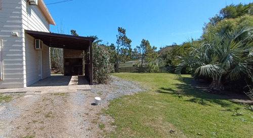 Venta Piriápolis - Muy Linda Propiedad A Una Cuadra De La Playa - Acepta Banco - Ref 5698