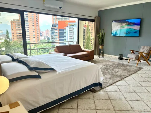 Espectacular Penthouse De Dos Niveles En El Poblado. Código 44