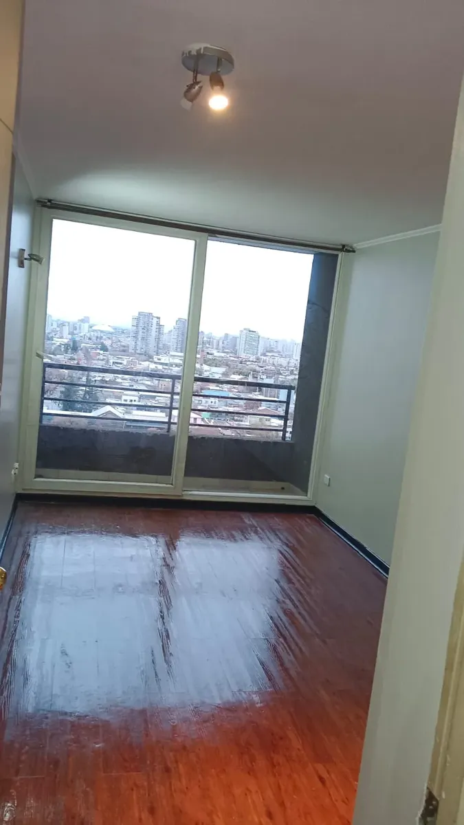 Imagen 1 de 10 de Excelente Departamento Cercano Metro Irarrazabal Y Locomocio