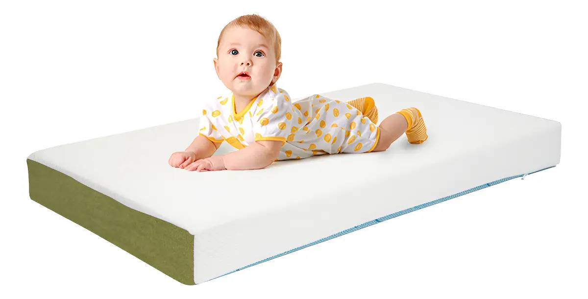 Colchón Cuna Bebé Baby Essential Memory Foam 120 X 60 Color Blanco y Verde