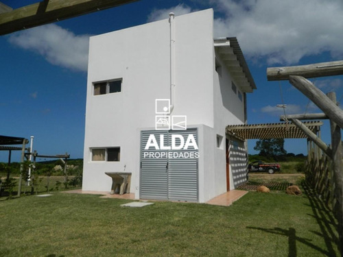 Imagen 3 de 24 de Casa Punta Negra Piriápolis 2 Dorms Venta Ca200762
