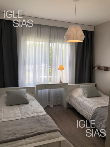 Departamento Con Vista Al Lago En Alquiler Temporario Con Jardín - Barrio Portezuelo, Nordelta