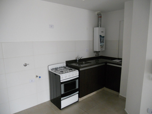 Alberdi - Av. Colon 1046 - Un Dormitorio