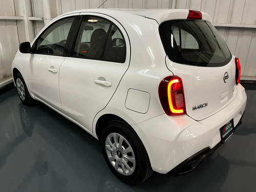 Nissan March 2022