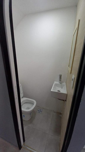Duplex 2 Amb. Amplio Con Cochera Y Patio