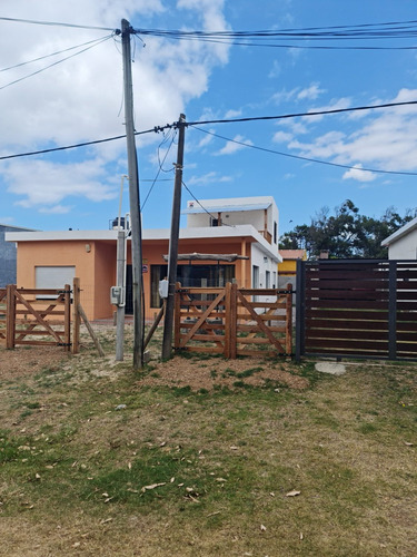 Alquilo 2 Hermosas Casas A Metros De La Playa. Todo El Año. Reservá Ya Tu Lugar.