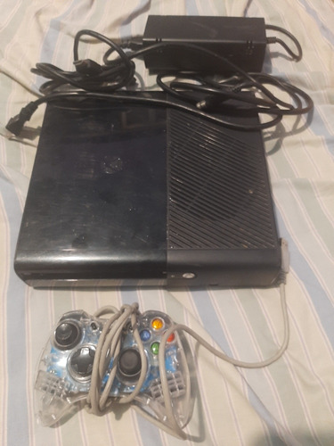 X Box 360 Slim E 