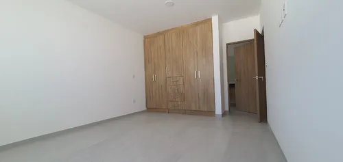 Preciosa Casa Seminueva Moderna, Amplia Iluminada Para Cualquier Requerimientos, Amplia Recamara Con Baño En Pb, 4 Rec Con Baño Propio, Exclusivo Para Vivir O Inversion