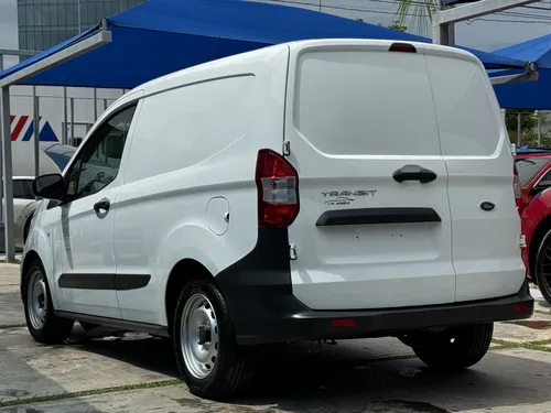 Ford Transit Courier 1.0 L3 2pl Courier