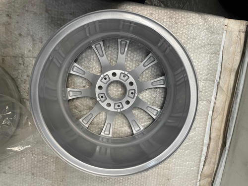 Roda Original De Bmw 320 Gt Ano 2012/13 Aro 17 (unid Tras) (Usado)