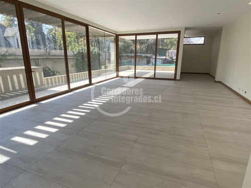 Lujosa Casa En Venta De 10 Dorm. En Las Condes