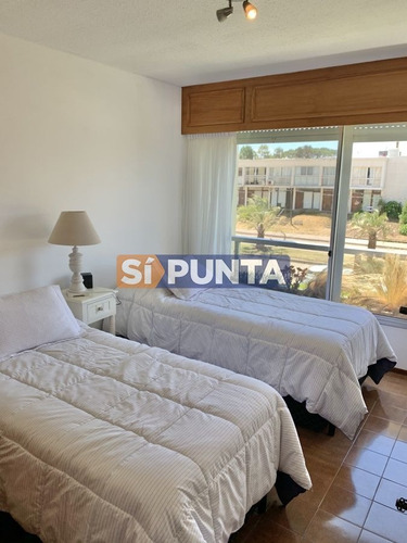 Imagen 20 de 29 de Venta De Apartamento De 1 Dormitorio En Brava Punta Del Este
