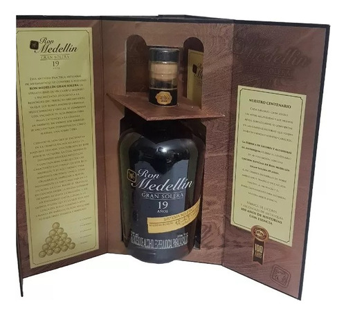 Ron Medellín Gran Solera - mL a $200