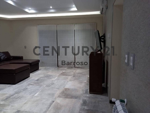 Imagen 13 de 30 de Hermosa Casa En Barrio Privado Aldea Torre Blanca