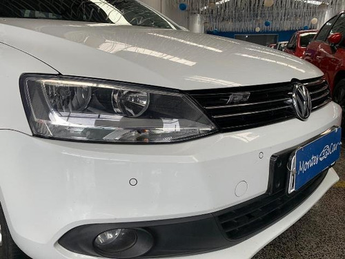 Jetta 2.0 Automático - Montes Car