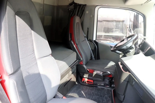 Imagem 8 de 9 de Volvo Fh 540 6x4 2019 - Branco - Com 150 Mil Km - Novo !!!
