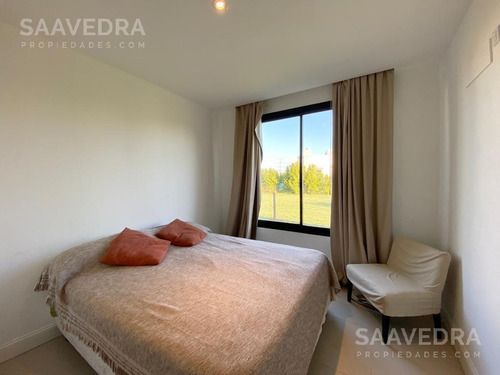 Casa En Venta Estilo Racionalista. Barrio Las Tipas Nordelta